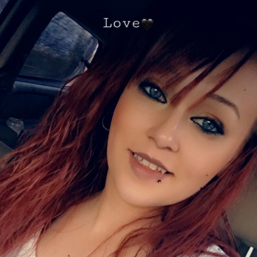 Meet your Posher, Andrea